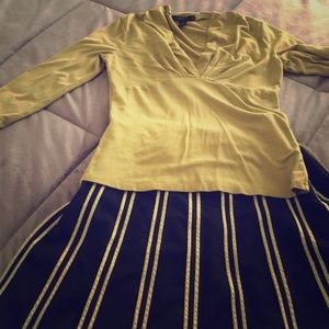 Express top with three quarter sleeves